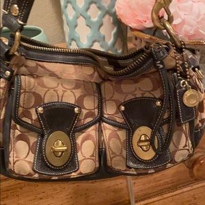 Vintage coach hand bag